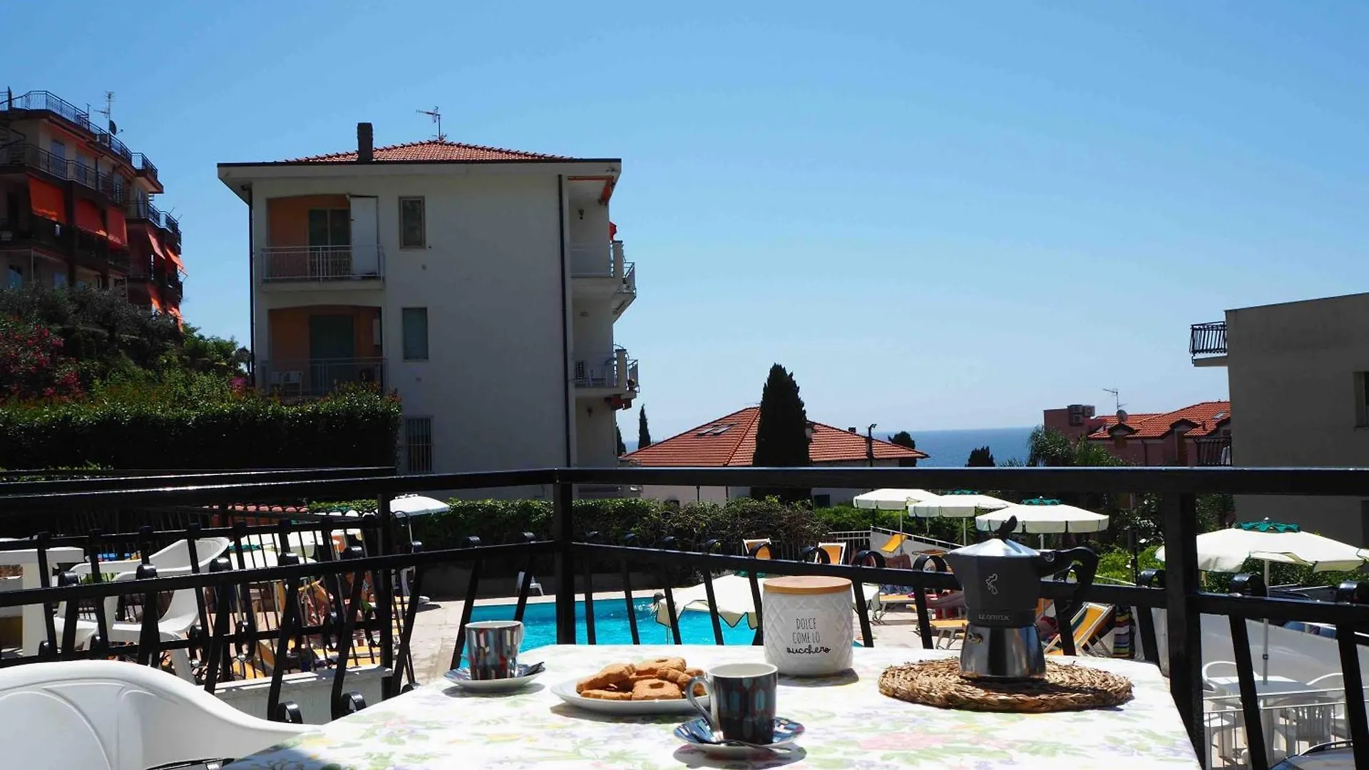 Residence Mare Verde Pietra Ligure Hotel apartamentowy