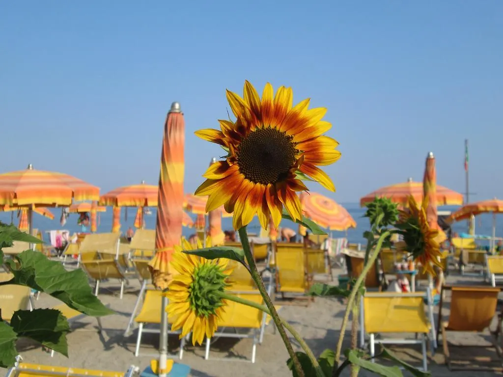 Residence Mare Verde Pietra Ligure Aparthotel