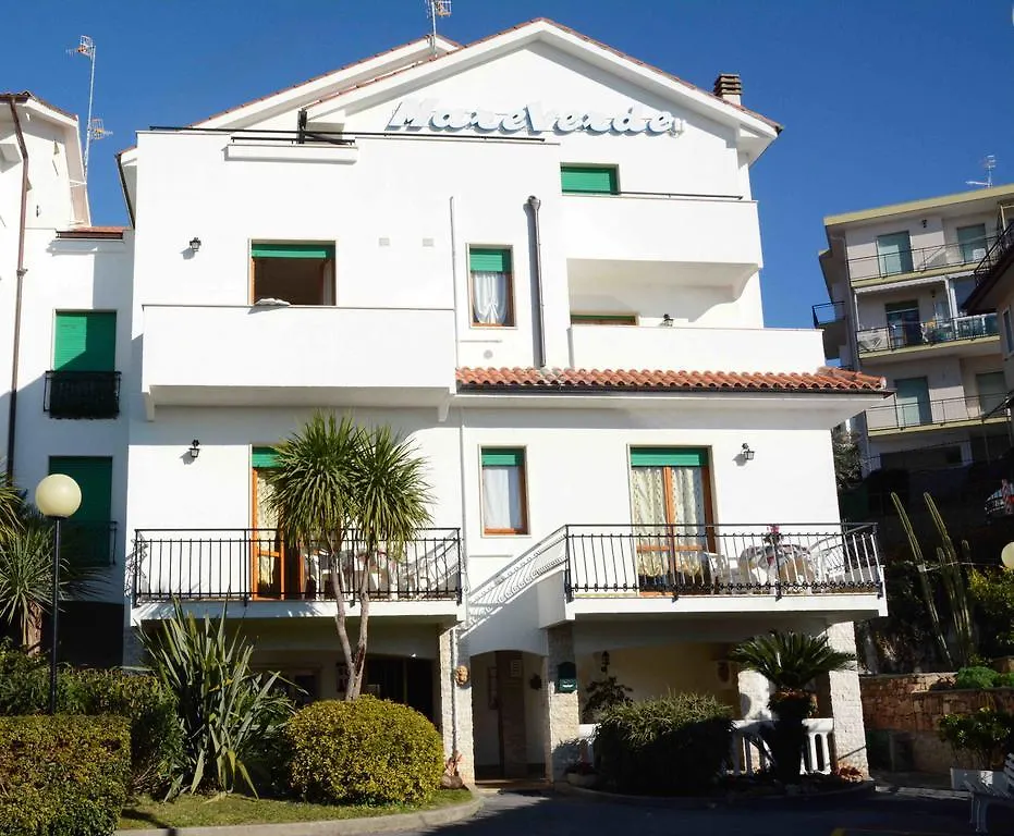 Residence Mare Verde Pietra Ligure 0*,  Italia